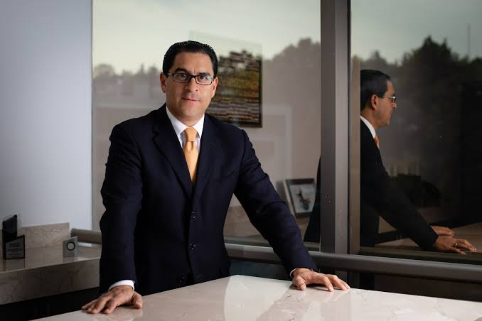 Mauricio E. Candiani Galaz